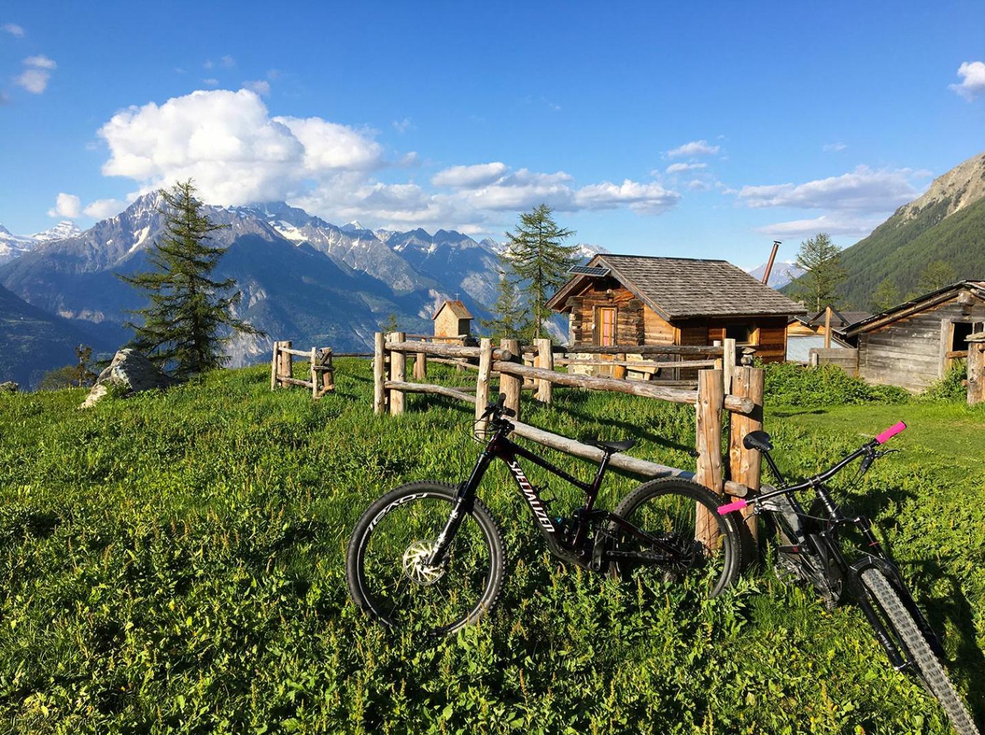 Leukerbad Holiday Home Exterior photo